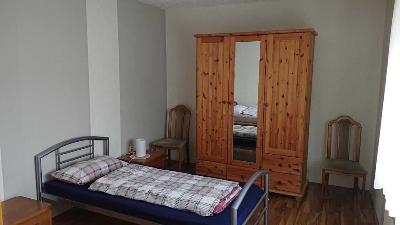 Ferienwohnung Linde - Marburg Biedenkopf Mit 5 Zimmer Und Balkon Frechenhausen Eksteriør billede
